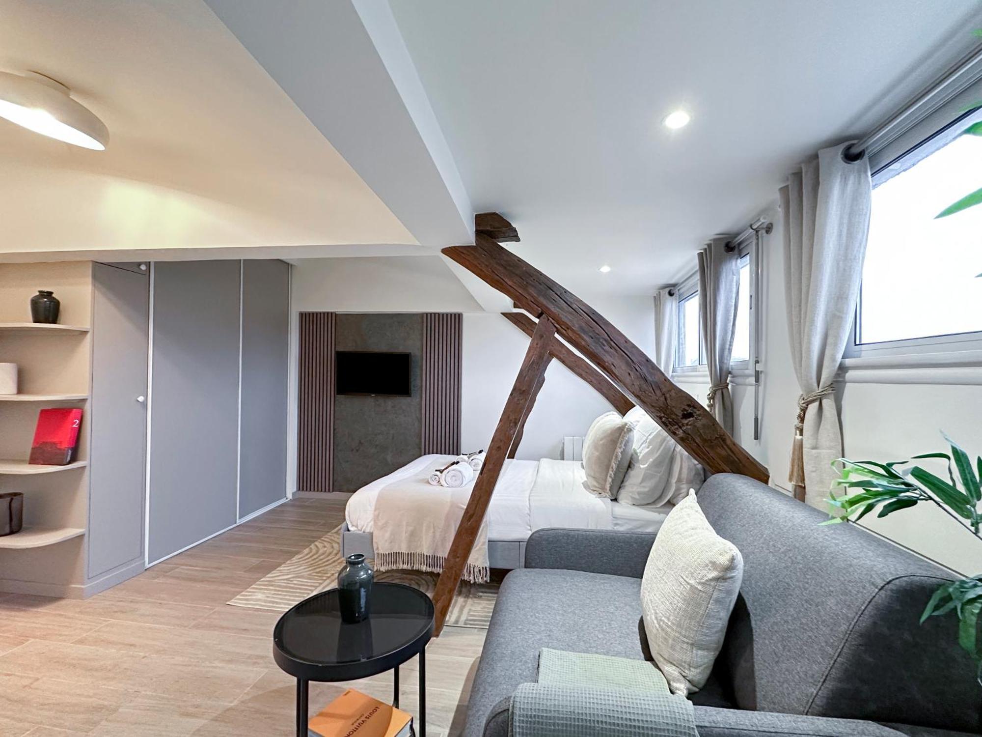 Appartamento Brand New Near La Madeleine ! Parigi
